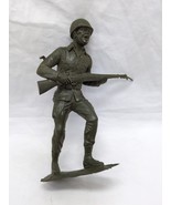 Vintage 1960s Unbranded Infantry Toy Soldier 5.5&quot; - $349.00 MXN