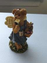 Boyd&#39;s Bearstone Collection Posie Picksabunch Figurine Longaberger Exclusive - £12.97 GBP