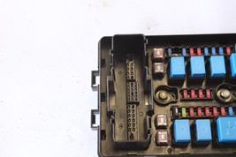 2009-14 HYUNDAI GENESIS SEDAN ENGINE BAY FUSE RELAY JUNCTION BOX K1812 image 2