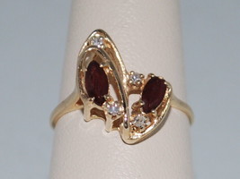 10k Yellow Gold Ring With A Pair Of Garnet(January Birthstone) &amp; Cubic Zirconia  - £103.59 GBP