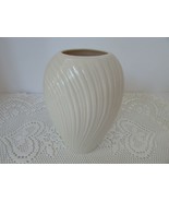 VTG LENOX CHINA SWIRL BUD VASE 6&quot; MADE IN USA IVORY  - $16.10 CAD
