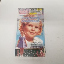 Dora&#39;s Dunking Donuts Starring Shirley Temple VHS Tape, New Sealed - £9.30 GBP