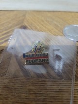 Vintage Tour De France Sodecho Le Tour Cycling Pin Rare - $9.64