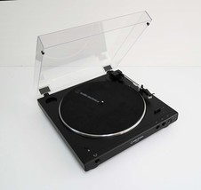 Audio-Technica ATLP60XBT Bluetooth Stereo Turntable - Black image 3