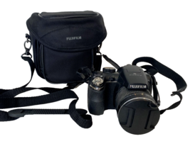 Fujifilm Finepix S4000 Digital Camera in Case - $33.24