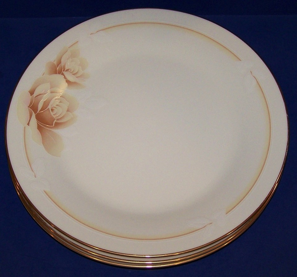 STUNNING SET OF 3 NORITAKE IVORY CHINA 7271 DEVOTION 10 1/2&quot; DINNER PLATES - $32.07
