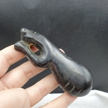 Antigua piedra magnética negra misterioso animal talla jade amuleto pied... - $44.59