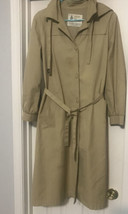 Vintage Woman’s LONDON FOG Maincoats Raincoat/Trench Coat w/Hood Size 12 P Tan - £31.47 GBP