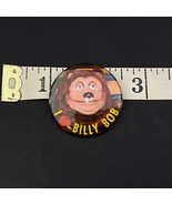 Showbiz Pizza Place Billy Bob Pinback Button Badge Pin 1.5&quot; Retro Chuck ... - €21,08 EUR