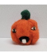 Halloween Felted Wool? Creepy Funny Face Pumpkin One Tooth 4.5&quot; - $28.28 CAD