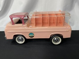 Vintage Nylon No. 6200 Pink Kennels Pressed Steel Ford Truck - £74.53 GBP