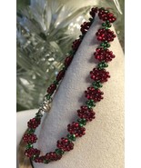 Christmas Bracelet Holiday Green Red Glass Beads Stackable New - $13.72