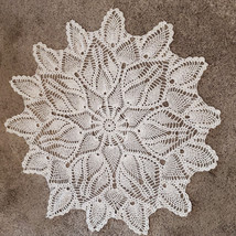 Vintage Hand Crochet Doily Beige Tan 42 Inch Round Thick &amp; Heavy - £10.52 GBP