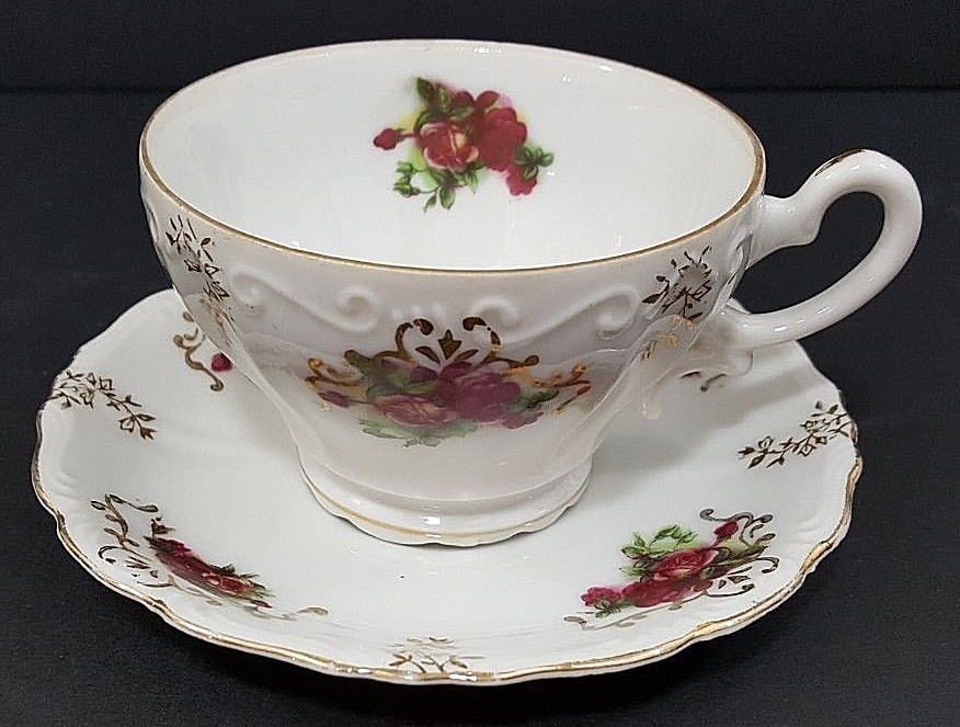 Roses W/Gold Trim Lefton China Tea Cup &amp; Saucer #20335 Hand Painted Regency - $11.26