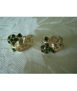 Vintage Rhinestone Clip Earrings ~ Green ~ Lisner - £4.71 GBP