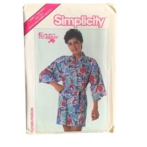 Simplicity 0017 Easy-To-Sew Womens Robe Sewing Pattern uncut - £7.98 GBP