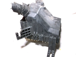 11-12-13  FORD FIESTA   /ENGINE BAY/ FUSE/ RELAY/ BOX image 4