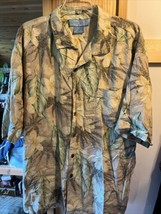 Bermuda Bay Men&#39;s XXL Beige Floral Short Sleeve Button Down Silk Hawaiian Shirt - £13.14 GBP