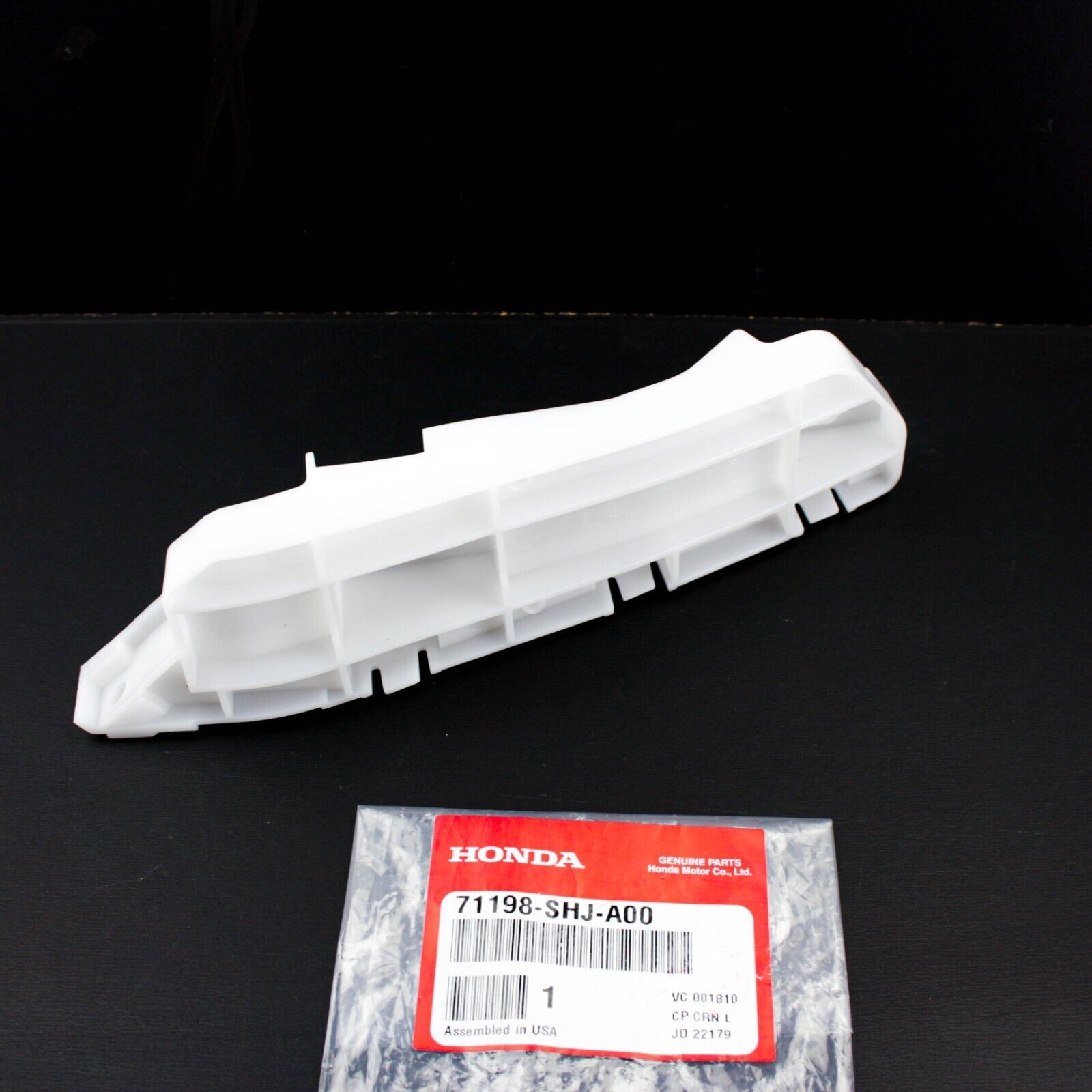 New Genuine Honda 05-10 Odyssey Driver Side Front Bumper Cover Spacer - $19.80