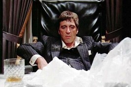Al Pacino sits in chair staring at pile of cocaine on desk Scarface 12x18 Poster - £15.62 GBP