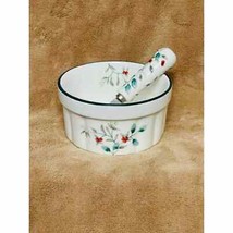 Pfaltzgraff Ceramic Dip Bowl &amp; Speader Set - Winterberry Pattern (2010) - £15.62 GBP