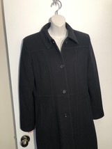 Andrew Marc Women&#39;s Size M Black Wool Blend Long Sleeve Overcoat - £26.27 GBP