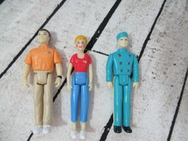 Fisher Price Sweet Streets dollhouse hotel dolls man woman bellhop set l... - $20.57