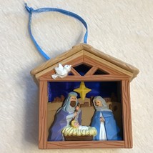 Avon Gift Collection "The First Christmas" Nativity Cresh Light-Up Ornament 1994 - $9.90