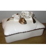 VINTAGE BISQUE PORCELAIN JEWELRY TRINKET BOX SCULPTURED ROSES GOLD FLARE... - $6.00