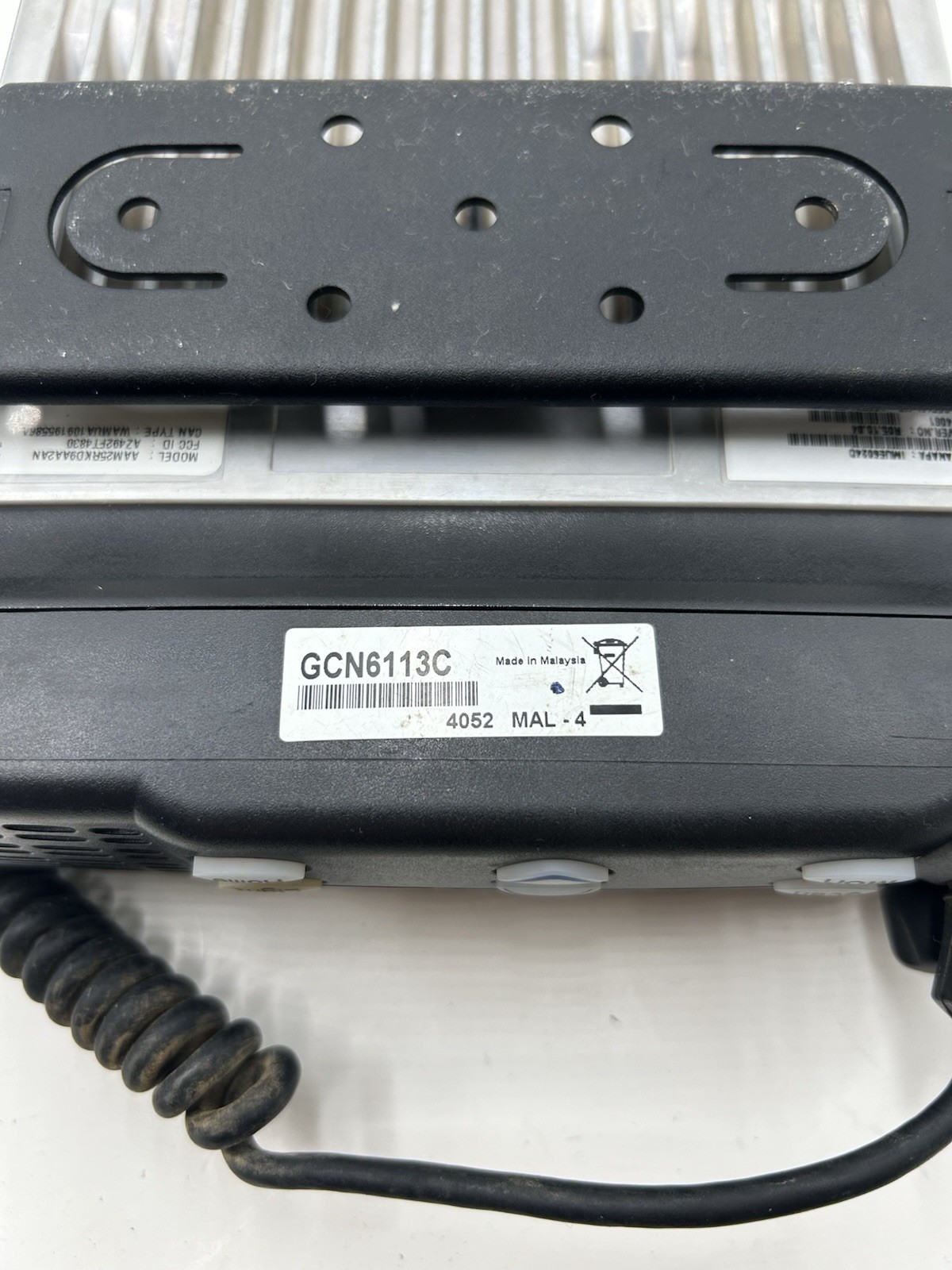 Motorola CDM1250 AAM25RKD9AA2AN UHF HAM Band With Radio Item image 8