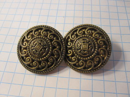 Vintage lot of Sewing Buttons - Decorative Brass Rounds - £7.86 GBP