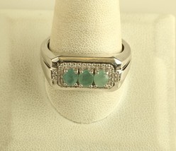 Vintage Sterling Silver Signed STS Trio Channel Emerald Stone Accent Ring sz 12 - £43.52 GBP