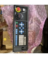 Fanuc A02B-0200-C261 OP Panel. New! - $20,921.09 MXN