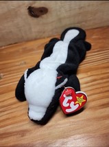 Ty Beanie Baby - STINKY the Skunk (8.5 Inch) MINT with error tag - £7.91 GBP