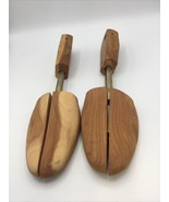 Vintage Pair GH Bass &amp; Co Wooden Cedar Wood Shoe Tree Shapers Stretchers... - £11.15 GBP