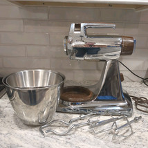 Sunbeam Power Plus Mixmaster vintage chrome &amp; brown 16 speed Stand Mixer... - $99.00