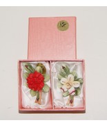   Set of Two Capodimonte Porcelain Carlo Savastano Jewelry Flower Pin Br... - $44.73 CAD