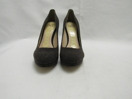 Joan and David Women&#39;s Flipp Grey Pump Heel Size 6.5M - £18.17 GBP