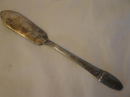Rogers Bros. 1847 First Love Pattern 6.75&quot; Silver Plated Butter Knife - £5.60 GBP