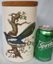 Portmeirion Birds of Britain Round Canister 8&quot; Tall with Lid - £50.75 GBP