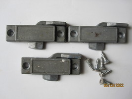 set of 3 vintage Aluminum Windows Spring Locks w/ screws - £19.55 GBP