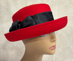 Red Hat Collectors Church Glam Amanda Smith Banded Wool Party Hat 59cm - £16.76 GBP