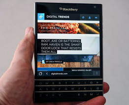 BlackBerry PASSPORT Q30 Nero 3gb RAM 32gb ROM 4.5 &quot; Schermo Smartphone Sbloccato - £199.32 GBP