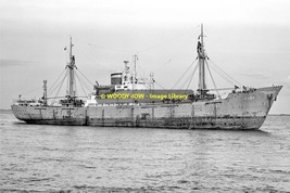 mc1425 - East German Cargo Ship - Elbe , built 1953 - photograph 6x4 - £2.19 GBP