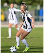 ALISHA LEHMANN 4x6 PHOTO - €2,19 EUR