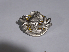 Disney Trading Brooches 149364 JCB - Mickey Mouse - 3D Silver Dressed Costume... - £11.13 GBP