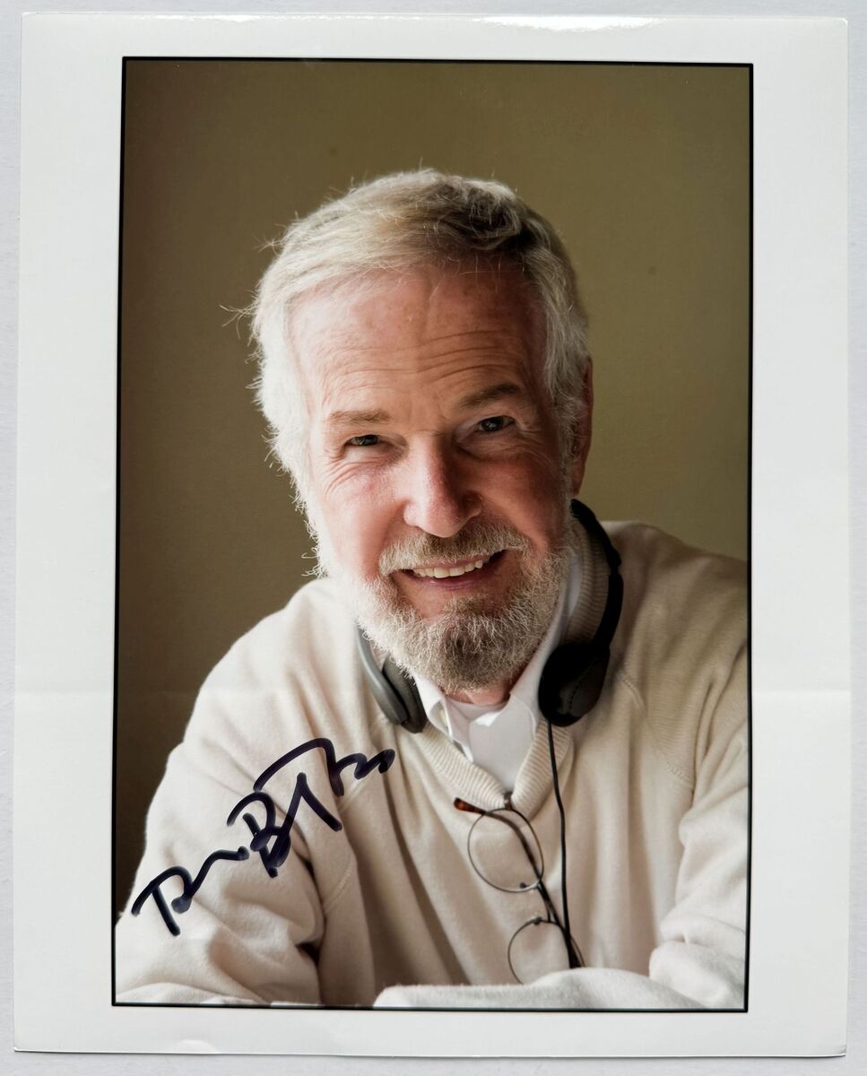 Robert Benton (d. 2025) Signed Autographed Glossy 8x10 Photo - $39.99 Robert Benton (d. 2025) Signed Autographed Glossy 8x10 Photo - $39.99