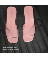 Gucci Rubber Logo Platform Slide Pink Sandal Size EU 37 US 7 - $4,588.90 MXN
