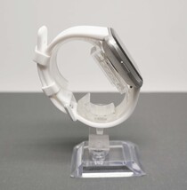 Fitbit Versa Lite Edition FB415 Smartwatch - Silver with White Silicone Band image 4