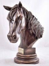 Horse Memorial Urn - $3,768.27 MXN